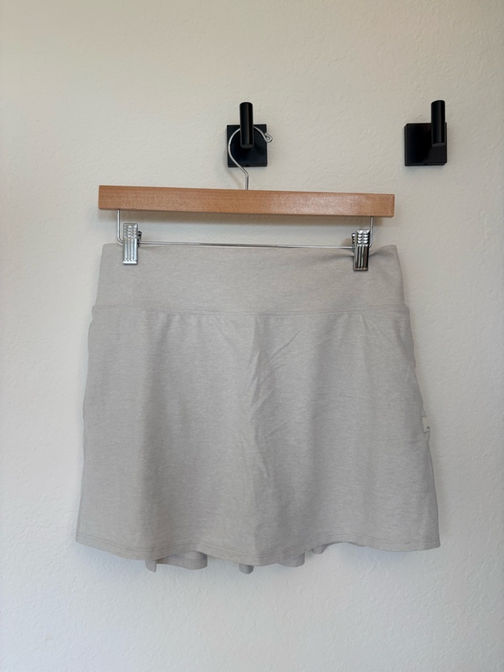 Vuori Neutral Beige Athletic Skort